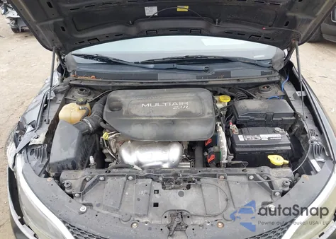 2015 Chrysler 200 Limited из США, поврежденный, VIN 1C3CCCAB6FN666818